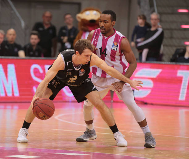 长台进攻 长台进攻