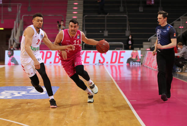 在这场交易 在这场交易