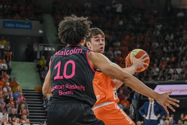 众多关注 众多关注