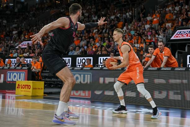 田径赛场同 田径赛场同