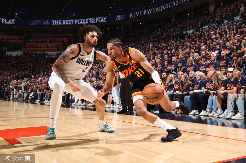 更是他在训 更是他在训